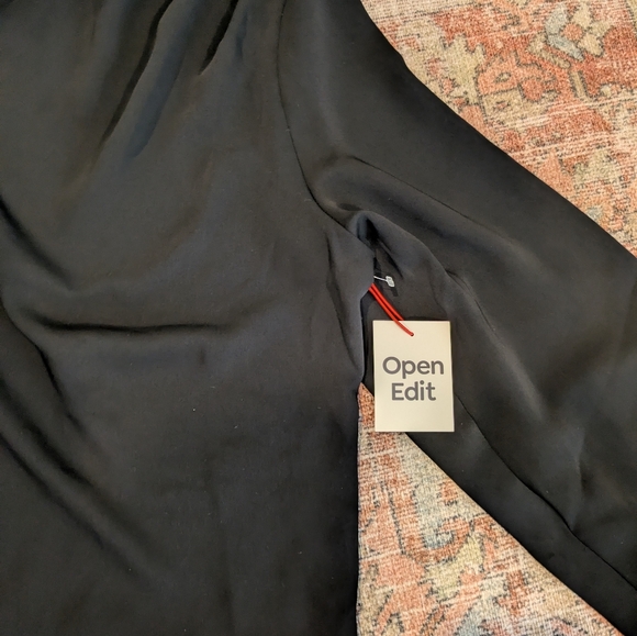 NWT Black One-Shoulder Women's Top - Picture 7 of 7